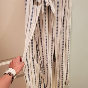 Roxy palazzo pants tie front size small worn 2x